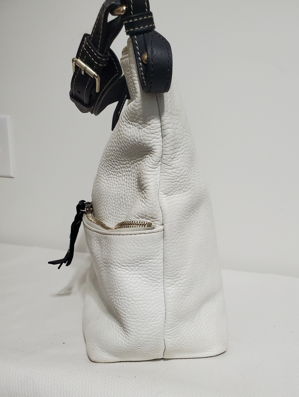 Dooney & Bourke Dillen Large Pocket Sac Hobo Shoulder Bag White Pebble Leather - Picture 4 of 16